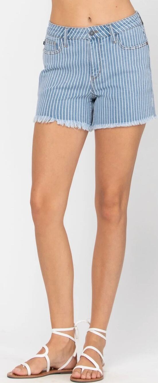 Judy Blue Kya White Striped Denim Stretch Shorts Size Medium - Picture 1 of 10